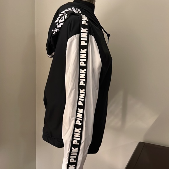 Pink - Victoria secret - Picture 3 of 7